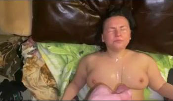 Золотой дождь после жаркой ебли, реальное хоум видео русских супругов с разговорами